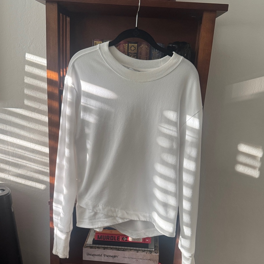 Athleta Coaster Luxe White Long Sleeve Sweatshirt